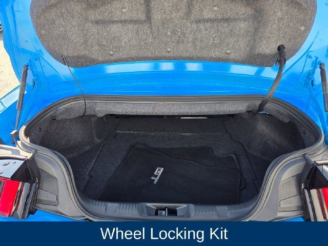 Used 2025 Ford Mustang GT Premium RWD image 24