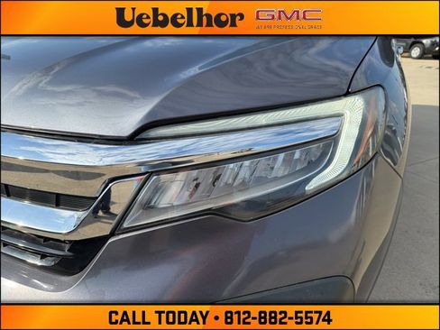 Used 2021 Honda Pilot Touring image 16