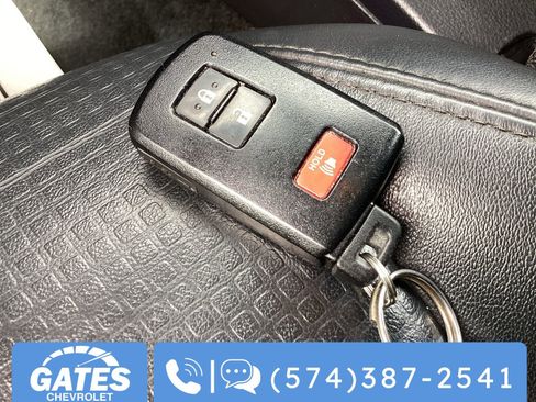 Used 2022 Toyota Tacoma TRD Sport w/ TRD Premium Sport Package image 34