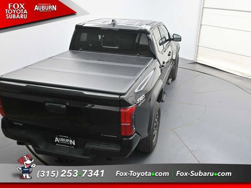 Used 2025 Toyota Tacoma TRD Off-Road AWD/4WD image 29