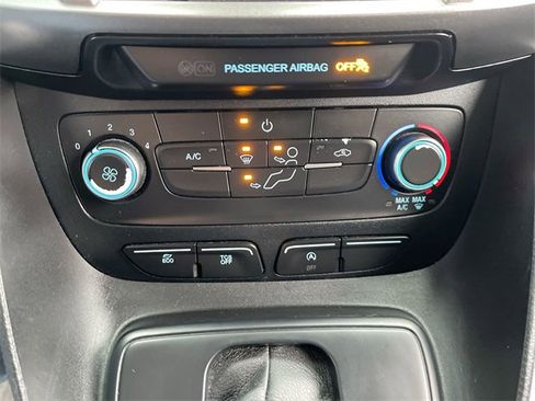 Used 2019 Ford Transit Connect XL image 18