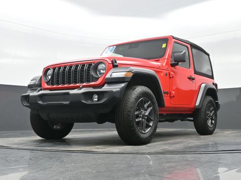 Used 2024 Jeep Wrangler Sport S image 24