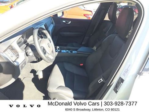 Used 2025 Volvo XC60 B5 Plus AWD/4WD image 5