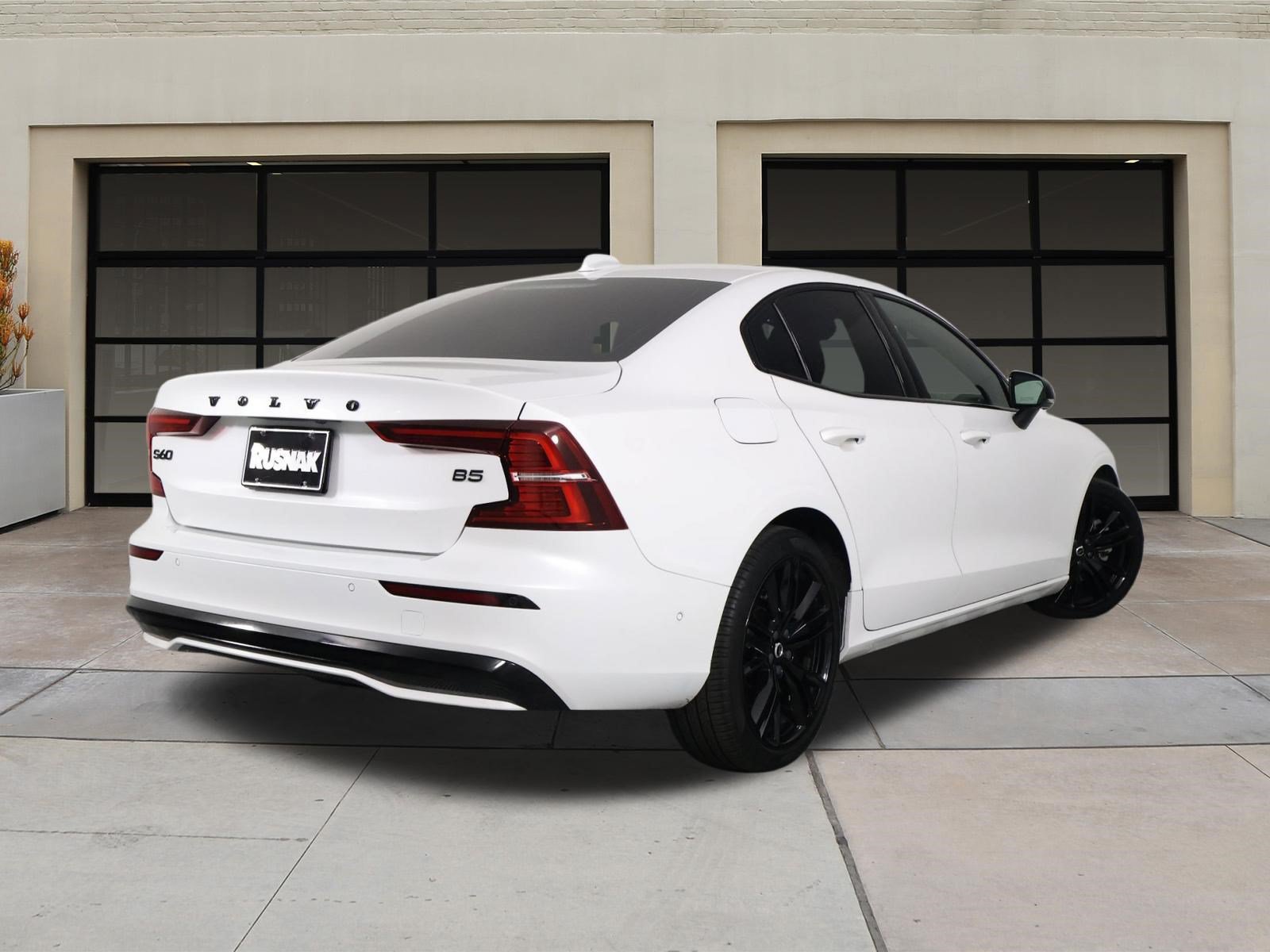 Certified 2023 Volvo S60 B5 Plus w/ Climate Package FWD image 4