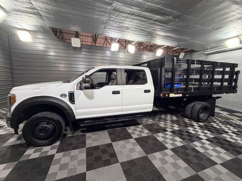 Used 2019 Ford F450 XL w/ Power Equipment Group image 8