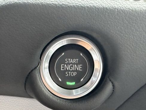 New 2025 Chevrolet Suburban Premier image 12