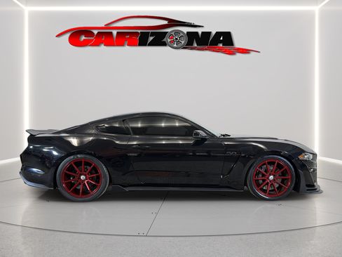 Used 2019 Ford Mustang GT Premium w/ GT Performance Package RWD image 4