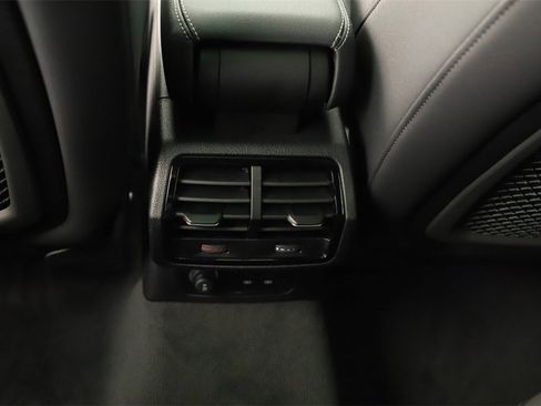 New 2025 Audi Q3 2.0T Premium image 22