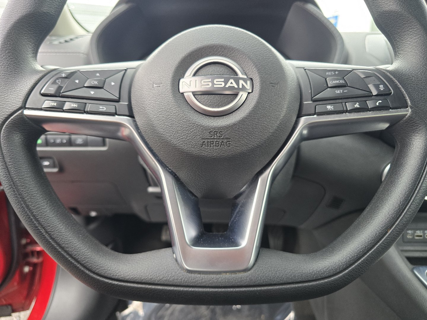 Used 2025 Nissan Sentra SV FWD image 30