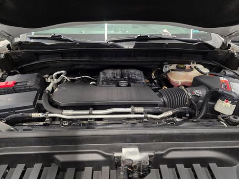 Used 2020 GMC Sierra 1500 Elevation w/ Elevation Value Package AWD/4WD image 15