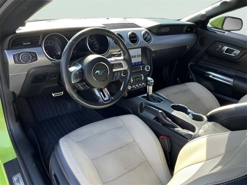 Used 2020 Ford Mustang GT Premium image 37