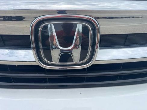 Used 2020 Honda Pilot Touring image 12