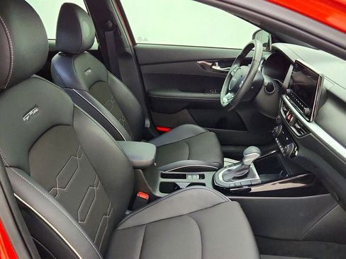 Used 2024 Kia Forte GT-Line w/ GT-Line Premium Package FWD image 24