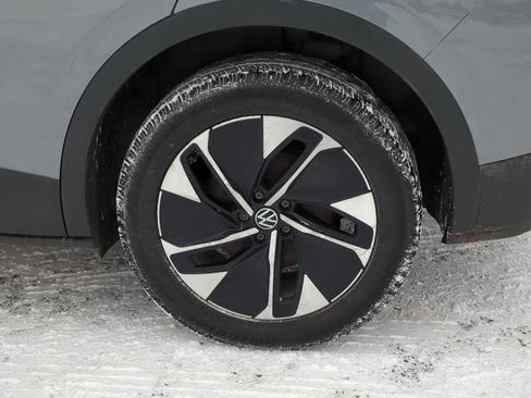 Used 2022 Volkswagen ID.4 Pro image 13