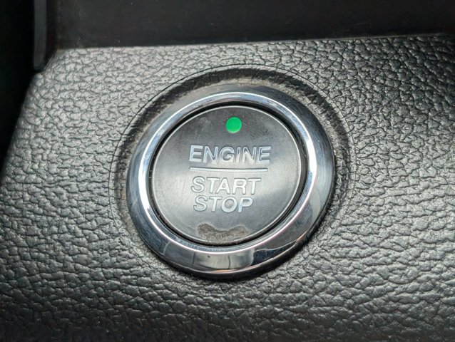 Used 2021 Ford F250 Lariat w/ Lariat Ultimate Package AWD/4WD image 29