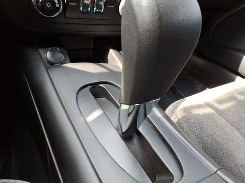 Used 2006 Chevrolet Monte Carlo LT FWD image 18