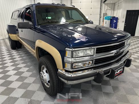 Used 1993 Chevrolet Silverado 3500 4x4 Extended Cab image 5