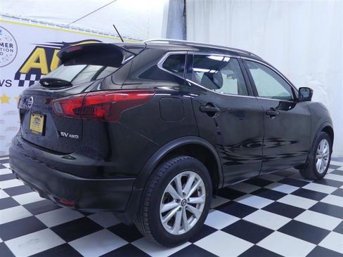 Used 2019 Nissan Rogue Sport SV w/ Technology Package image 7