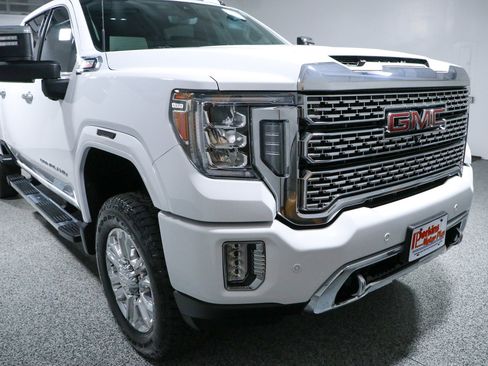 Used 2021 GMC Sierra 2500 Denali w/ Denali Ultimate Package AWD/4WD image 5