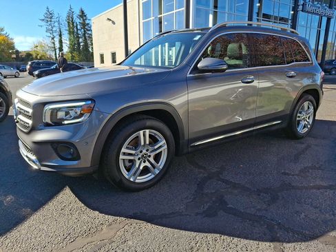 Certified 2022 Mercedes-Benz GLB 250 4MATIC image 3