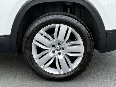 Used 2019 Volkswagen Atlas SE w/ Towing Package image 10