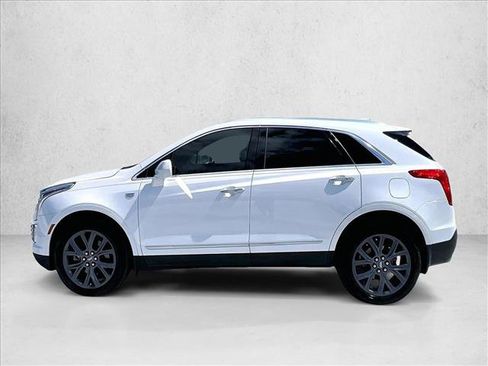 Used 2018 Cadillac XT5 Premium Luxury w/ Advanced Security Package FWD image 6