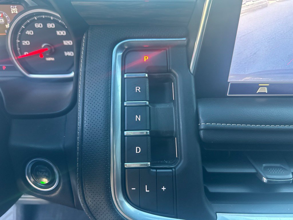 Used 2021 Chevrolet Tahoe Premier AWD/4WD image 20