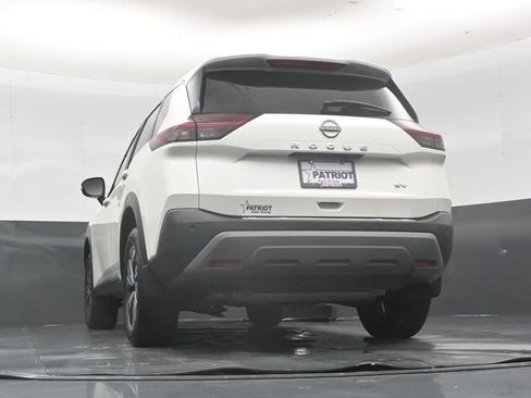 Used 2023 Nissan Rogue SV FWD image 46