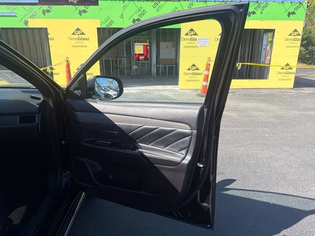 Used 2022 Mitsubishi Outlander SEL AWD/4WD image 27