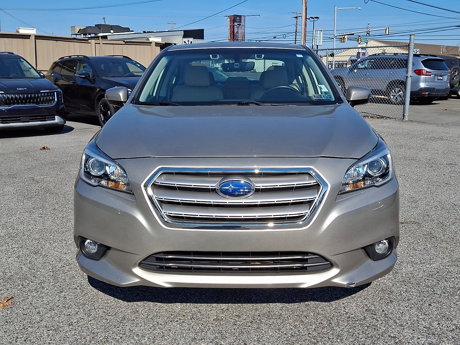 Used 2017 Subaru Legacy 2.5i Limited AWD/4WD image 2