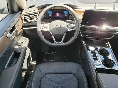 New 2026 Volkswagen Atlas SE AWD/4WD image 9