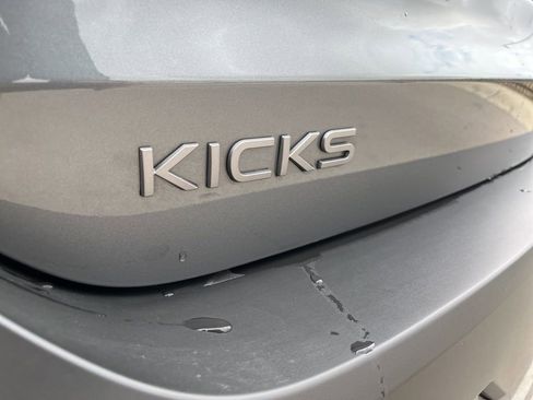 Used 2025 Nissan Kicks SV w/ Illumination Package FWD image 8
