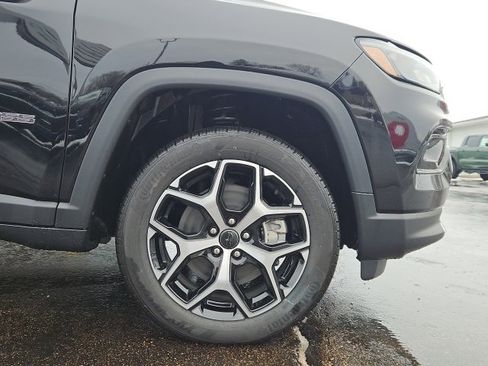 New 2026 Jeep Compass Limited image 17