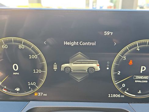 Certified 2025 INFINITI QX80 Sensory image 24