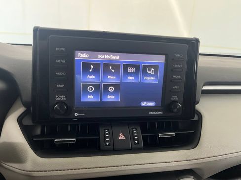 Used 2022 Toyota RAV4 XLE Premium AWD/4WD image 65