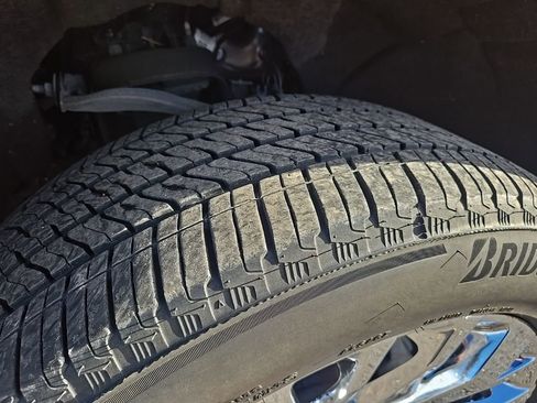 Used 2022 Chevrolet Silverado 1500 LTZ w/ LTZ Convenience Package II image 11