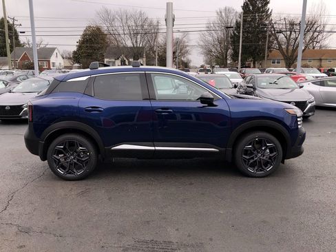 New 2026 Nissan Kicks SR w/ Cold Weather Package image 14