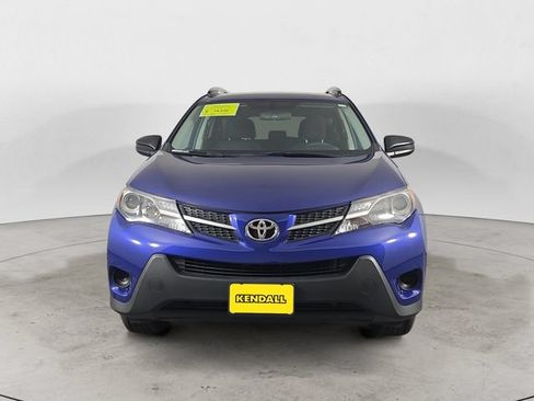 Used 2015 Toyota RAV4 LE AWD/4WD image 2