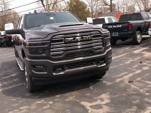 New 2026 RAM 2500 Laramie w/ Sport Appearance Package AWD/4WD image 3