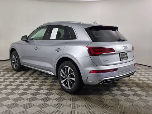 Certified 2023 Audi Q5 2.0T Premium w/ Convenience Package AWD/4WD image 5