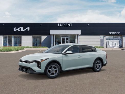 New 2025 Kia K4 LXS image 5