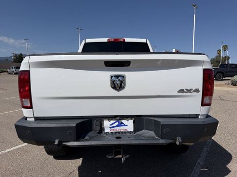 Used 2017 RAM 2500 Tradesman w/ Chrome Appearance Group AWD/4WD image 4