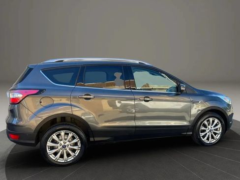 Used 2017 Ford Escape Titanium w/ Equipment Group 301A AWD/4WD image 4