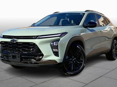 Used 2025 Chevrolet Trax ACTIV w/ Sunroof Package