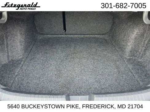 Used 2024 Volkswagen Jetta SE image 14