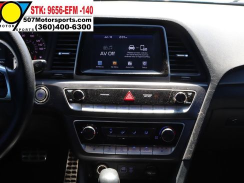 Used 2018 Hyundai Sonata Sport FWD image 18