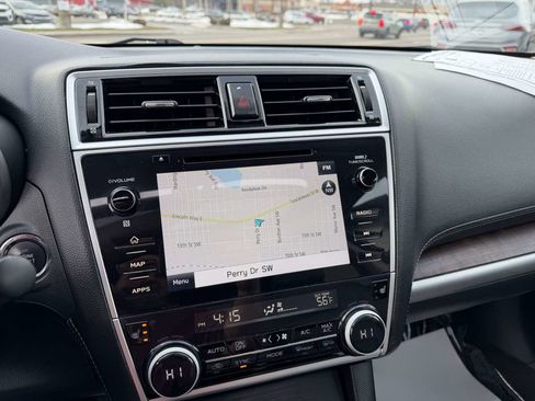 Used 2018 Subaru Outback 3.6R Limited image 24