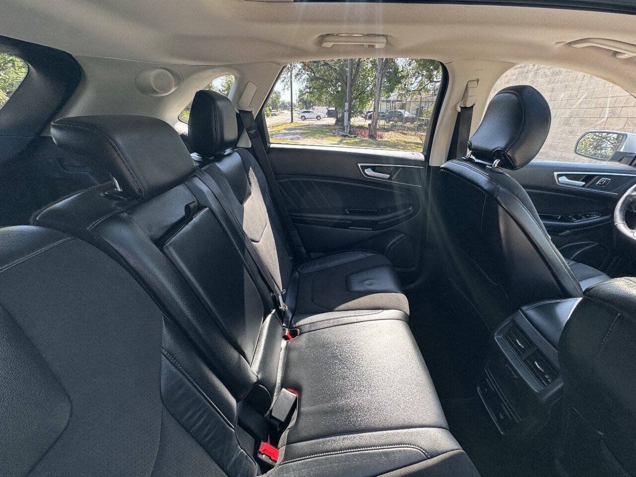 Used 2015 Ford Edge Sport w/ Equipment Group 401A AWD/4WD image 32