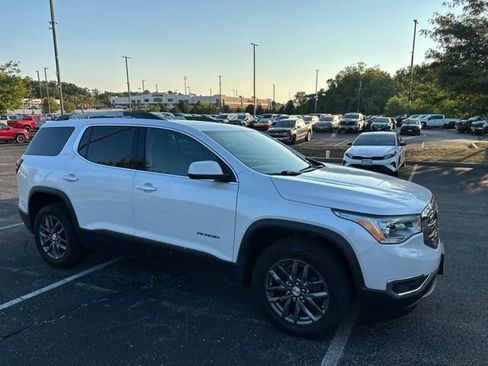 Used 2019 GMC Acadia SLT FWD image 3