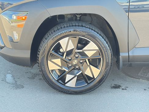 Used 2025 Hyundai Kona SEL AWD/4WD image 24